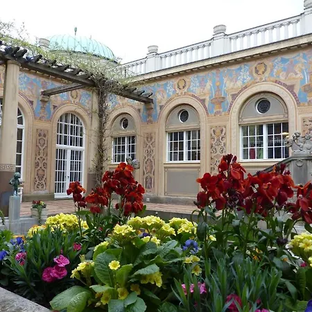 Bayerischer Hof 3*