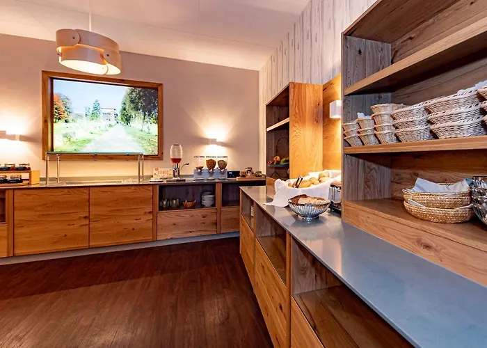 Bayerischer Hof 3*